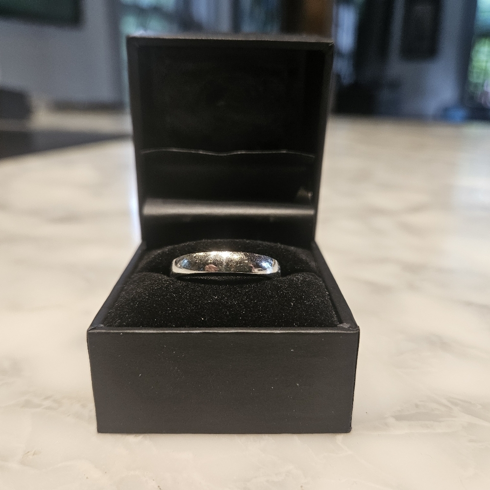 Men's Platinum Comfort Fit 4mm Band